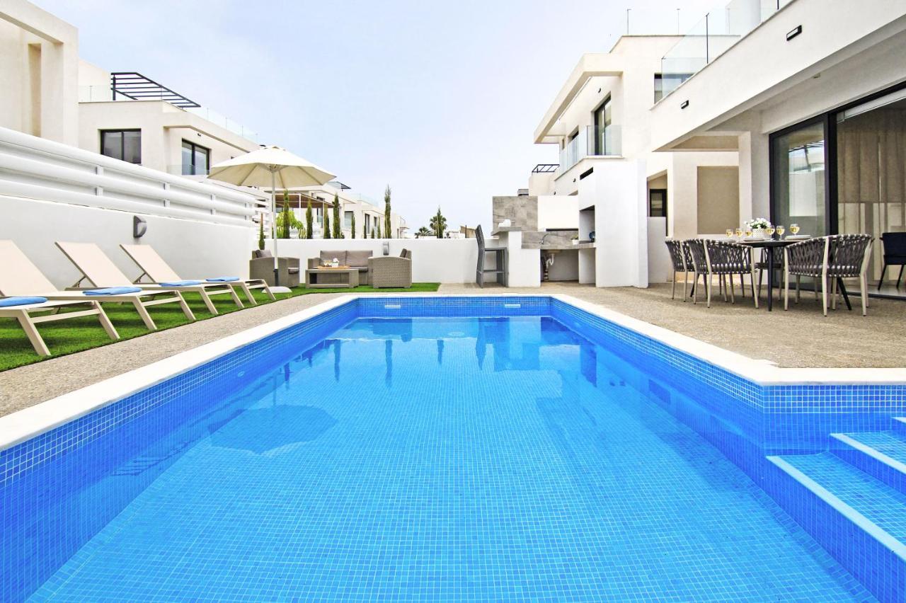 Villa Queen Alexandra Protaras Exterior photo